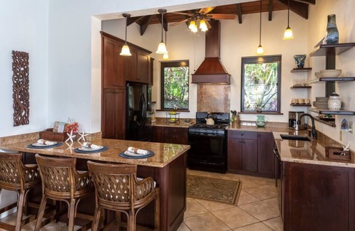Monte Villa | Beneath the Mango Tree: Private Pool, Prime Location, Stunning Sunsets!