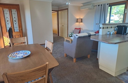Forest Reefs Cottage | Beneree Cottage