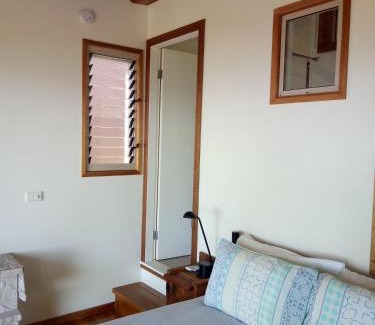 Scotts Head Apartment | Benji's By The Sea