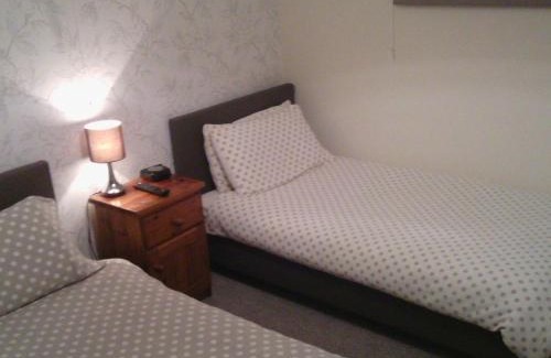 Harbury Cabin | Beoley Lodge