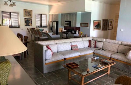Friendship Villa | Bequia Beach Hotel