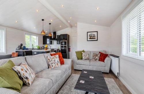 Hundall House | Berberis Lodge