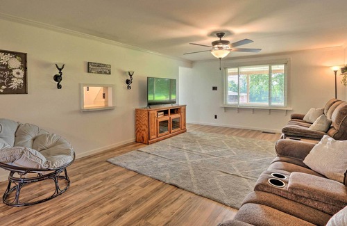 Berryville House | Berryville Home Near Wineries: Mountain Views