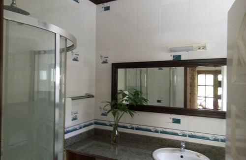 La Passe Bed & Breakfast | Beryl Guesthouse - Koko Room, near village, Anse Severe 5mn by bike