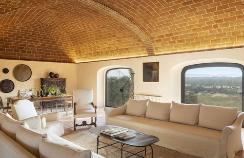 Evora Cottage | Bespoke Estate -A Slice of Timeless Rural Portugal