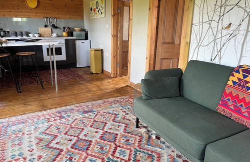 Malltraeth Cabin | Bespoke Log Cabin in idyllic surroundings