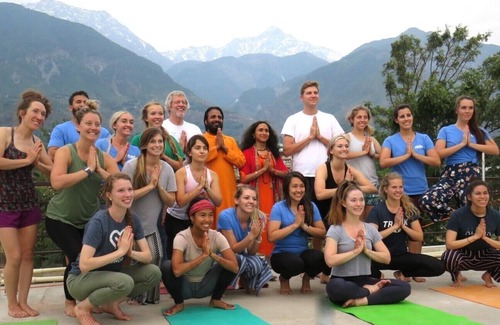 McLeod Ganj Apartment | Best and Affordable 6 day Yoga Retreat at Om Yoga Ashram Dharamshala Himachal