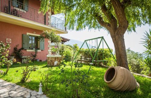 Spartia Villa | Best Kefalonia villas - charming 3 bedroom villa Gardenia