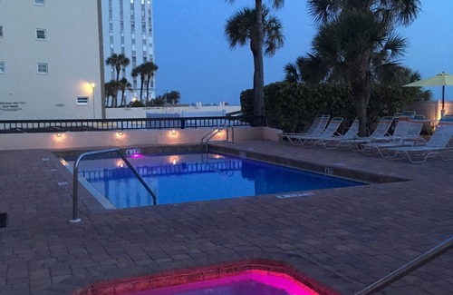 St. Pete Beach Condo | Best location on St. Pete Beach !