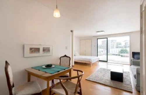 Seochon Apartment | Best Location Spacious The SOHO 202