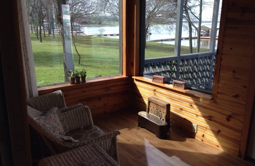 Cotton Gin Cabin | Best of Lake Limestone Waterfront; Kid-friendly Swimming/Fish/Kayaking