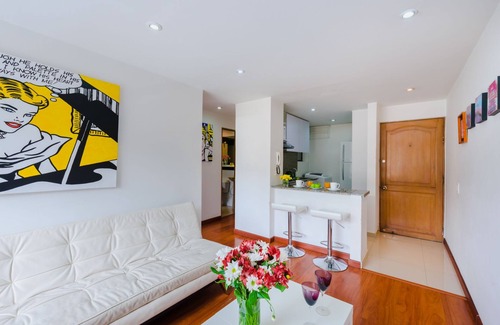 Zona Rosa Apartment | BEST PRICE in the Area ! Modern apt El Retiro - Zona Tn