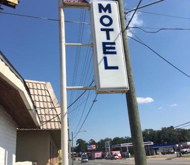 Marianna Hotel | Best Value Inn Motel Sandusky