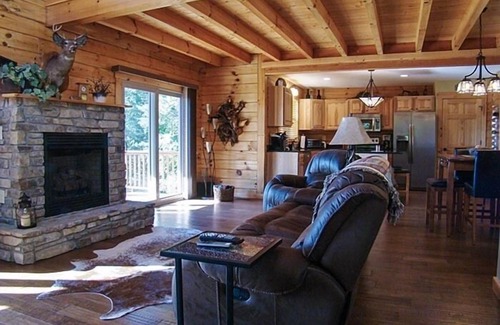 Bostic Cabin | Best View In NC, Gorgeous Luxury Log Cabin with Burn Pit, Wifi, Dish with HDTV