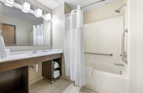 Brockport Hotel | Best Western Brockport Inn & Suites