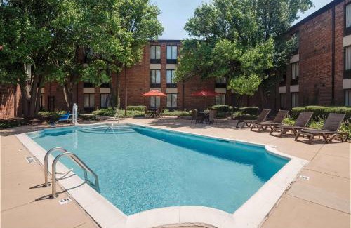 Downers Grove Hotel | Best Western Chicago - Downers Grove