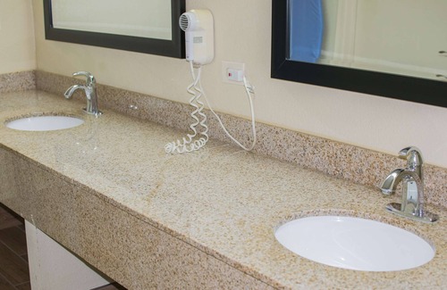 Rolla Hotel | Best Western Coachlight