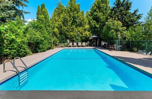 North Cowichan Hotel | Best Western Cowichan Valley Inn