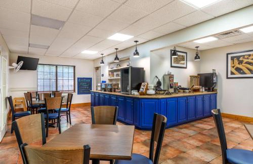 Glen Rose Hotel | Best Western Dinosaur Valley Inn & Suites
