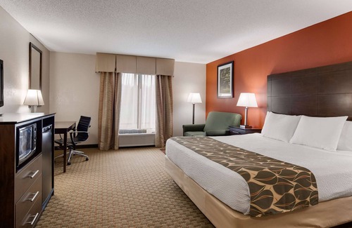 Latta Hotel | Best Western Executive Inn