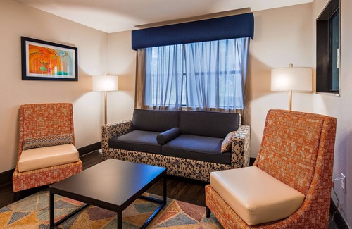 Copperas Cove Hotel | Best Western Inn & Suites