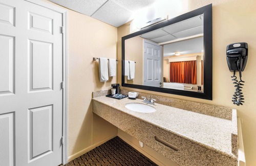 Durant Hotel | Best Western Markita Inn
