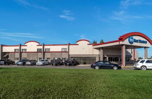 Prince Albert Hotel | Best Western Marquis Inn & Suites
