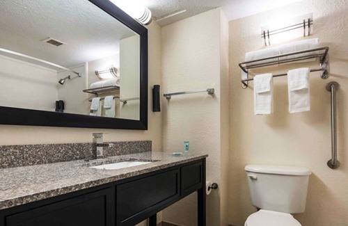 Nichols Hotel | Best Western Mulberry Hotel