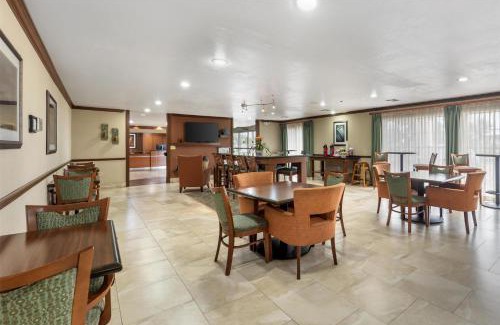 Schertz Hotel | Best Western Plus Atrium Inn