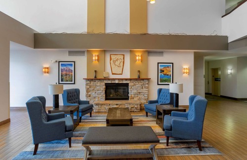Frontier Hotel | Best Western Plus Fossil Country Inn & Suites
