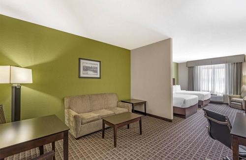 Havre Hotel | Best Western Plus Havre Inn & Suites