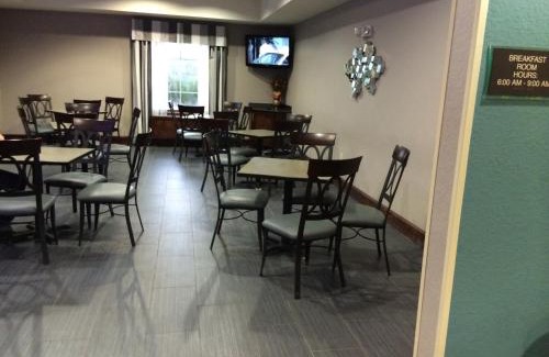 Kenedy Hotel | Best Western Plus Kenedy Inn