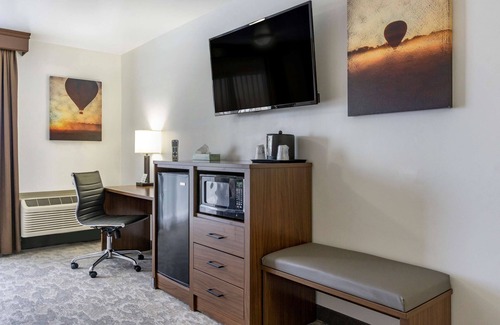 Moses Lake Hotel | Best Western Plus Lake Front Hotel