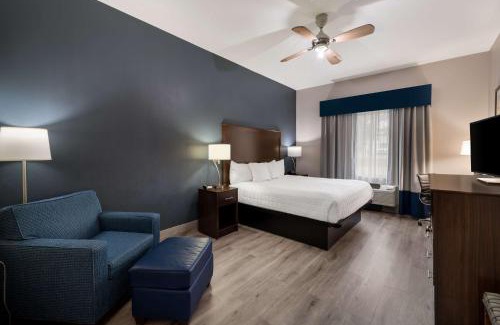 Lake Dallas Hotel | Best Western Plus Lake Dallas Inn & Suites