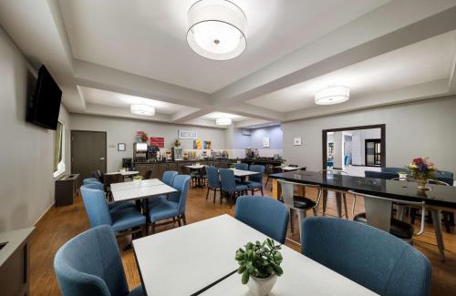 Lake Dallas Hotel | Best Western Plus Lake Dallas Inn & Suites