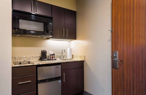 Ballard Hotel | Best Western Plus Landmark Hotel