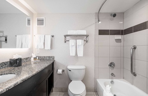 National City Hotel | Best Western Plus Marina Gateway Hotel