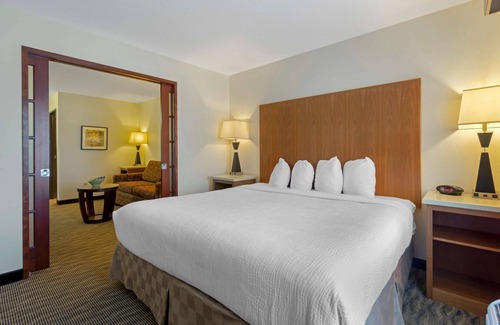 Chehalis Hotel | Best Western Plus Park Place Inn & Suites