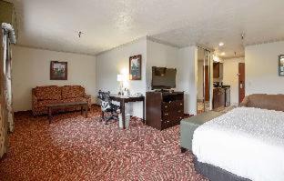 Wilsonville Hotel | Best Western Plus Parkway Inn