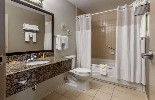 Fort Gary Hotel | Best Western Plus Pembina Inn & Suites