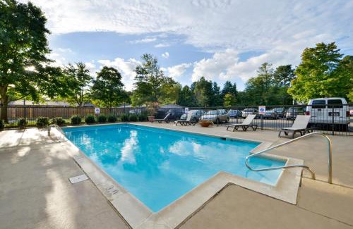 Sandston Hotel | Best Western Plus Richmond