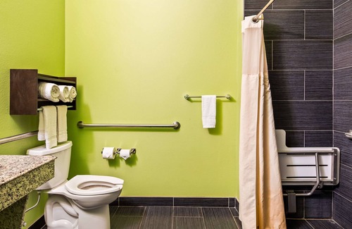Carrizo Springs Hotel | Best Western Plus Carrizo Springs Inn & Suites