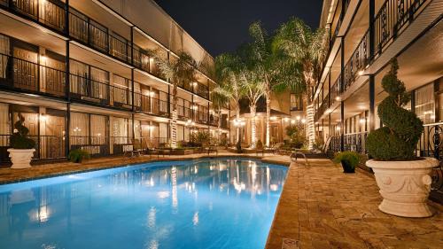Harvey Hotel | Best Western Plus Westbank