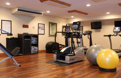Neenah Hotel | Best Western Premier Bridgewood Hotel Resort