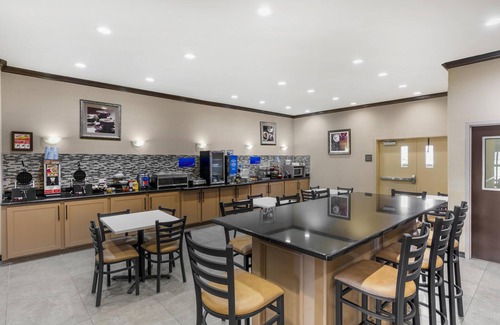Thackerville Hotel | Best Western Red River Inn & Suites