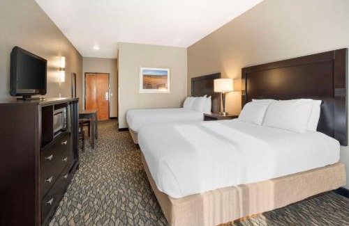 Colfax Hotel | Best Western Wheatland Inn