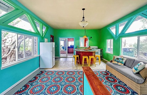 Ocean View House | Best Window seats to Ocean Views- in wonderful Ocean View HI with WiFi
