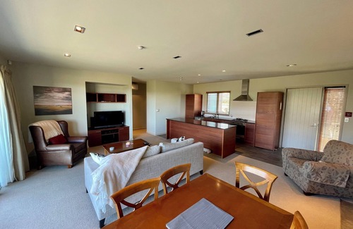 Windwhistle Apartment | Best winter retreat - Perfect for Mt. Hutt!
