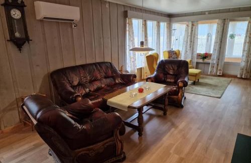 Laerdal House | Bestemorhuset