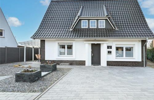 Goldenstedt Apartment | BesTime - Modernes 5BR Haus mit 2 Parkplätzen